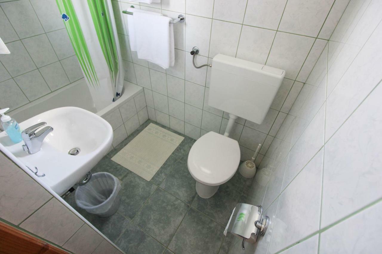 House Milan Hotel Rastovača Eksteriør billede